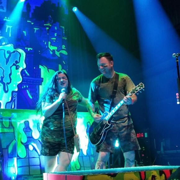 Meet your Posher, Marisa - Picture 1 of 1